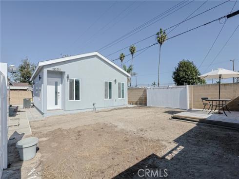 7586  El Prado  , Buena Park, CA