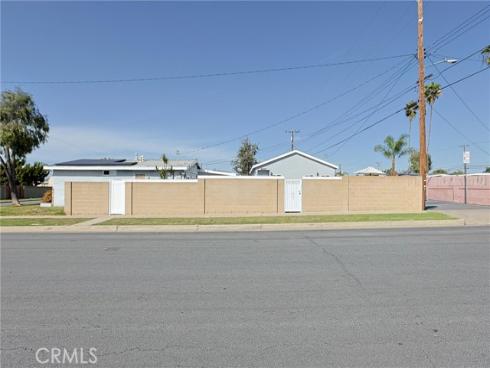 7586  El Prado  , Buena Park, CA