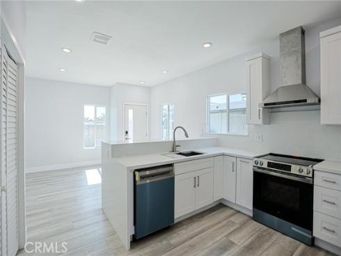 7586  El Prado  , Buena Park, CA