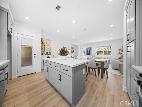 7692  9th  113  Street, Buena Park, CA