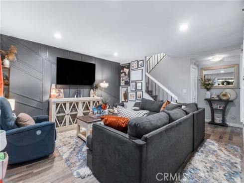 8072  Woodland  31  Drive, Buena Park, CA