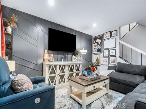 8072  Woodland  31  Drive, Buena Park, CA