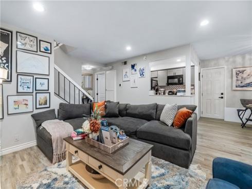 8072  Woodland  31  Drive, Buena Park, CA