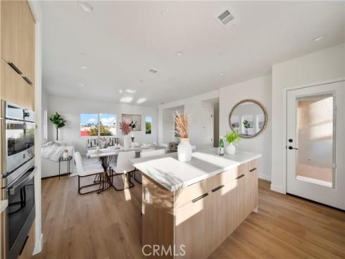 7692  9th  114  Street, Buena Park, CA