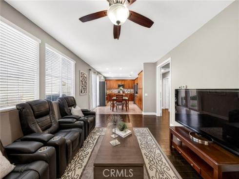 17  Citrus Glen  , Buena Park, CA