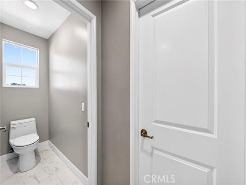 17  Citrus Glen  , Buena Park, CA