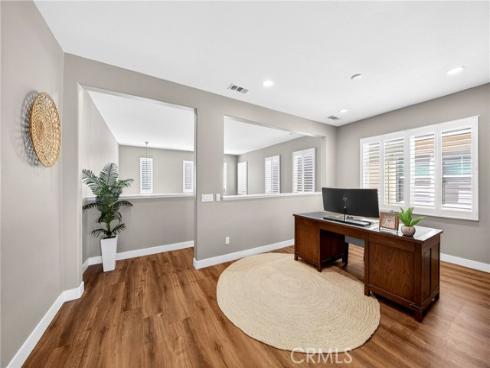 17  Citrus Glen  , Buena Park, CA