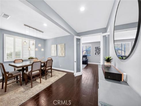 17  Citrus Glen  , Buena Park, CA