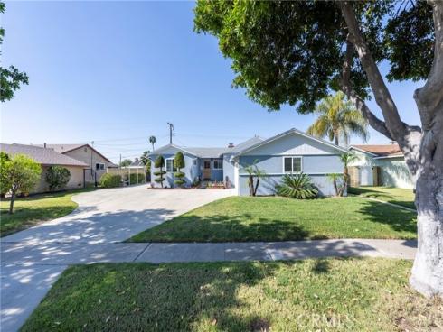 7441  El Camino  , Buena Park, CA