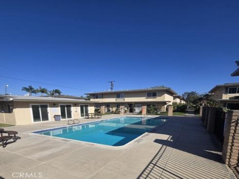 8792  Valley View  B , Buena Park, CA