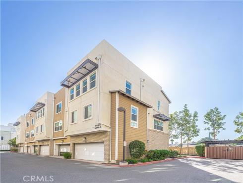 8036  Ackerman  , Buena Park, CA