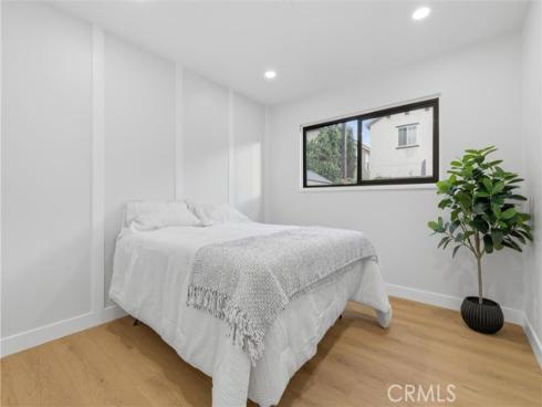 6861  Frost  , Buena Park, CA