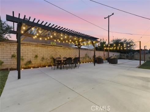 6861  Frost  , Buena Park, CA