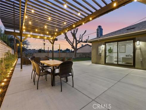 6861  Frost  , Buena Park, CA