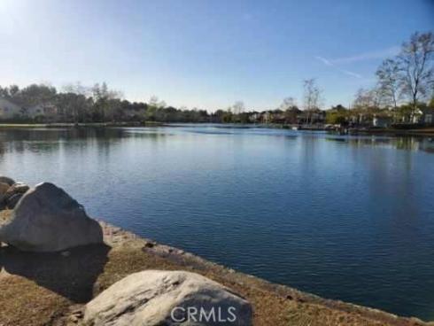 88  Lakeside  , Buena Park, CA