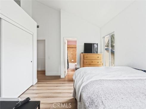 7361  8th  4 , Buena Park, CA