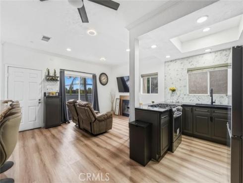 7361  8th  4 , Buena Park, CA