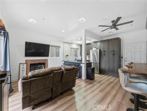 7361  8th  4 , Buena Park, CA