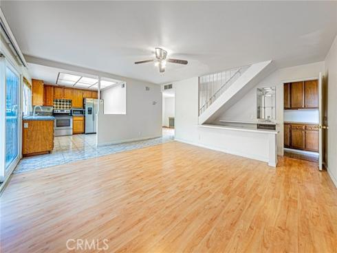 8237  Henshaw  , Buena Park, CA