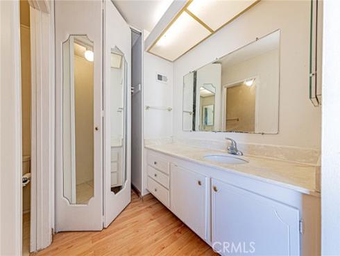 8237  Henshaw  , Buena Park, CA