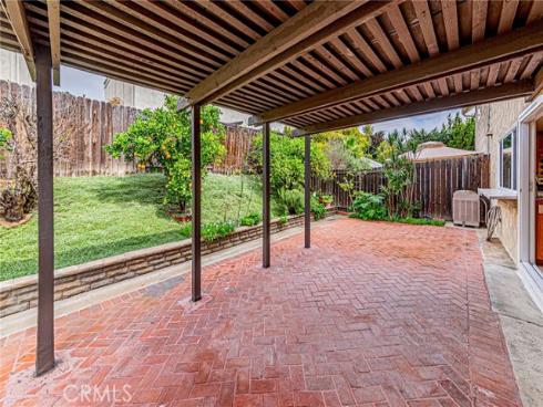 8237  Henshaw  , Buena Park, CA