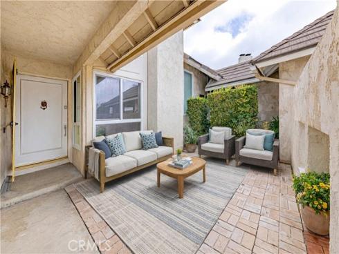 8237  Henshaw  , Buena Park, CA