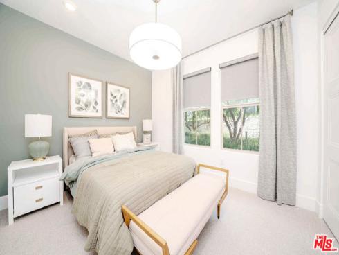 8900  Los Coyotes  120  Court, Buena Park, CA