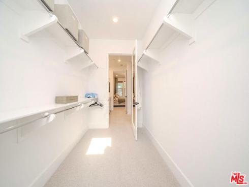 8900  Los Coyotes  120  Court, Buena Park, CA