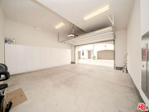 8900  Los Coyotes  120  Court, Buena Park, CA