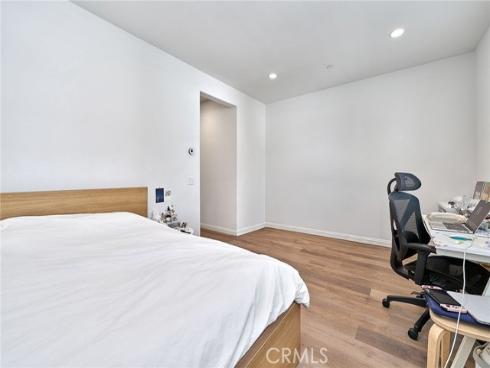 5868  Spring  , Buena Park, CA