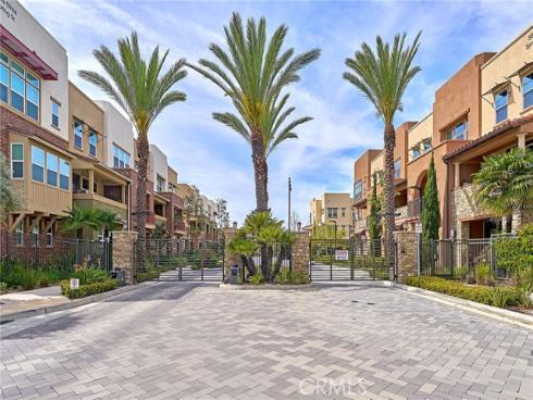 5868  Spring  , Buena Park, CA