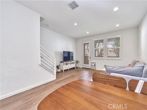 5868  Spring  , Buena Park, CA