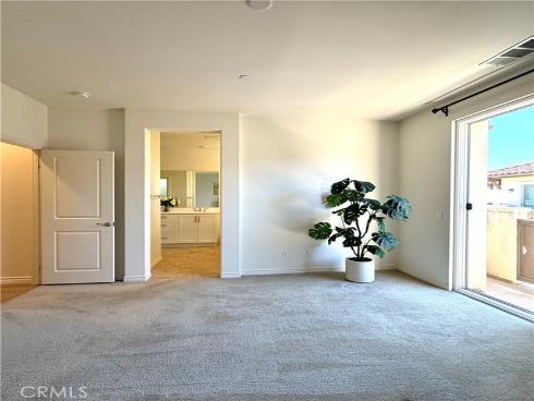 8572  Corsica  , Buena Park, CA