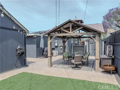 7152  Hidalgo  , Buena Park, CA