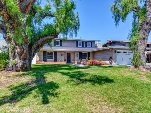 5571  Lockhaven   Drive, Buena Park, CA