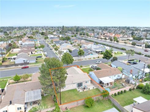 10447  Claudia  , Buena Park, CA