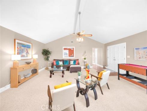 10447  Claudia  , Buena Park, CA