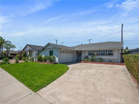 8287 Santa Fe