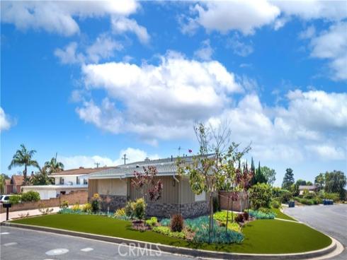 8820 Meadowbrook , Buena Park, CA