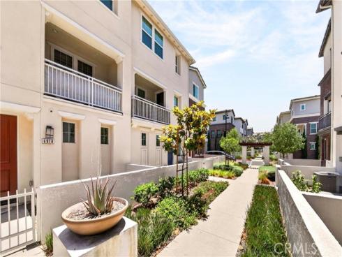 6926 Cottonwood Lane, Buena Park, CA