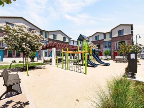 6926 Cottonwood Lane, Buena Park, CA