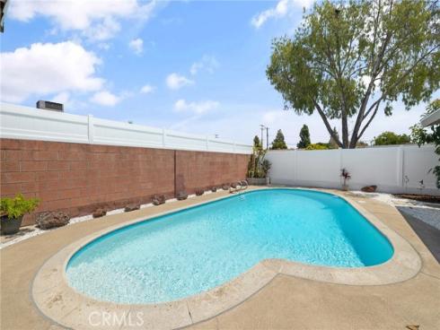 5890 Los Arcos , Buena Park, CA