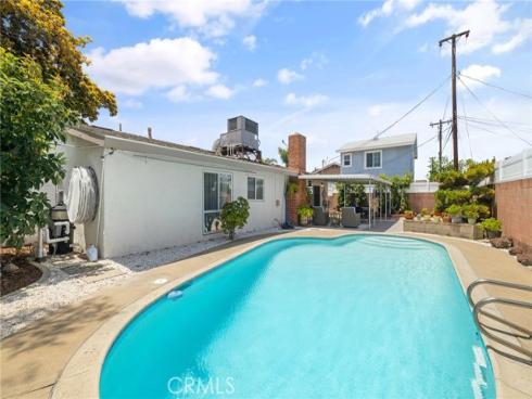 5890 Los Arcos , Buena Park, CA