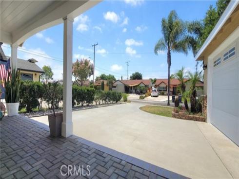 6679 Via Riviera Way, Buena Park, CA