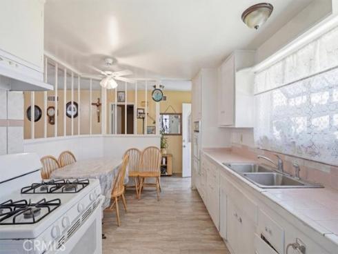 8802 Los Flores , Buena Park, CA