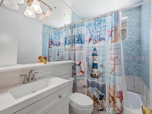 8802 Los Flores , Buena Park, CA