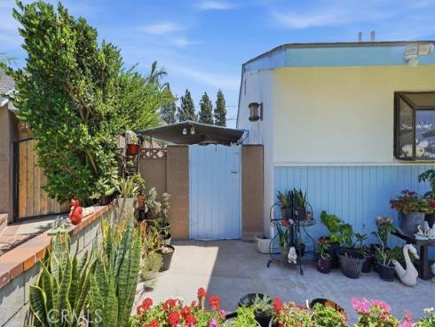 8802 Los Flores , Buena Park, CA