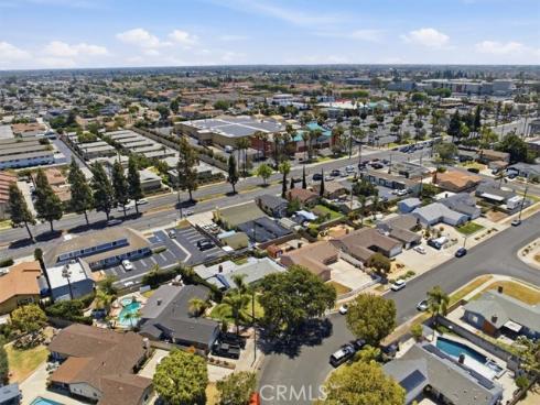 8802 Los Flores , Buena Park, CA