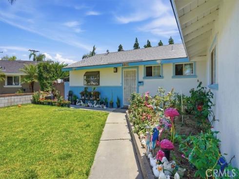 8802 Los Flores , Buena Park, CA