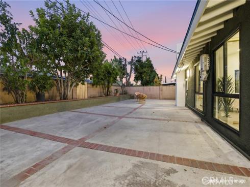 5797  Crescent  , Buena Park, CA